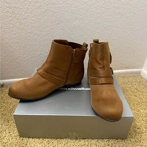Cloudwalkers Women's Tan Ankle Boots